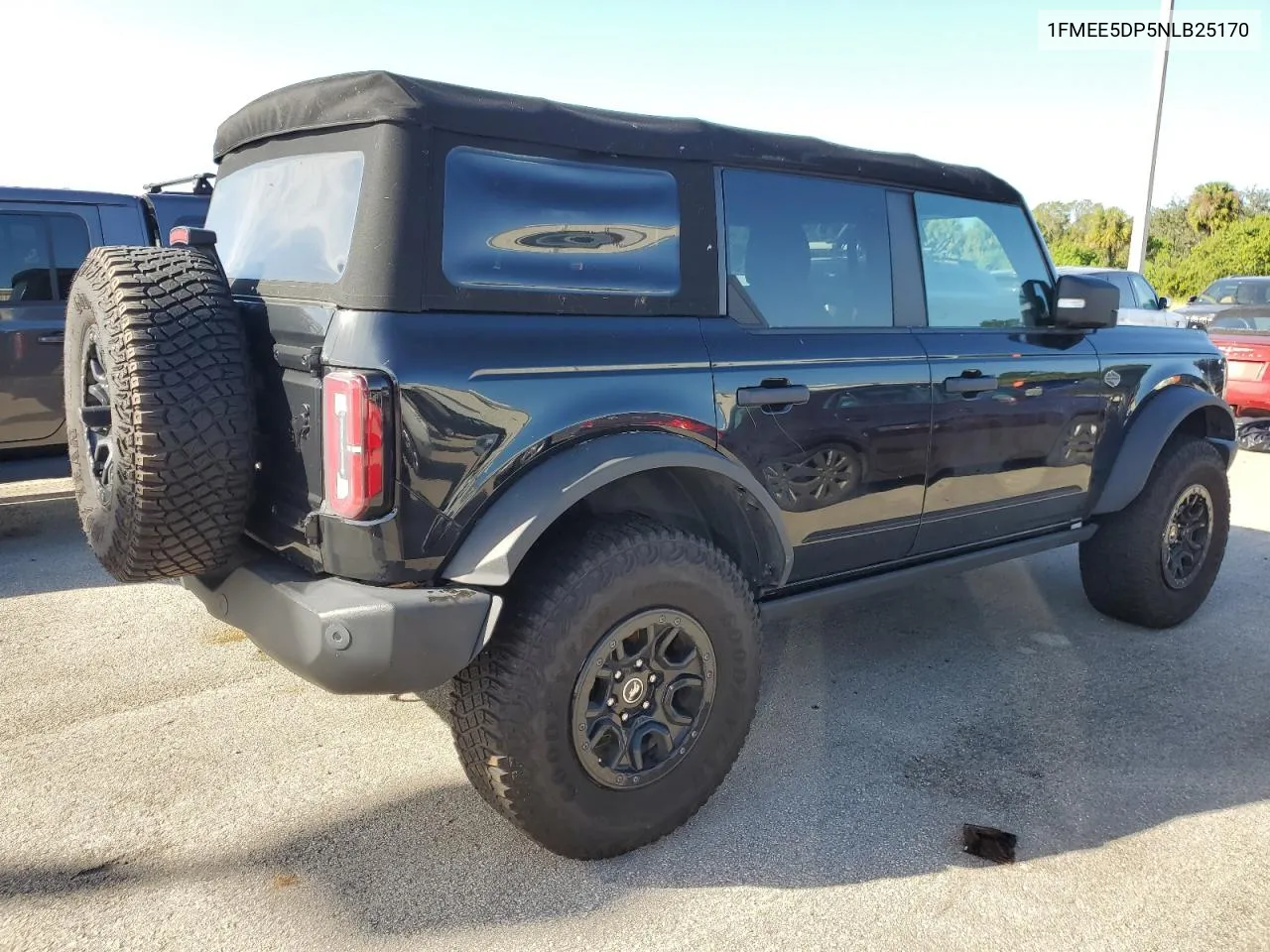 2022 Ford Bronco Base VIN: 1FMEE5DP5NLB25170 Lot: 73957714