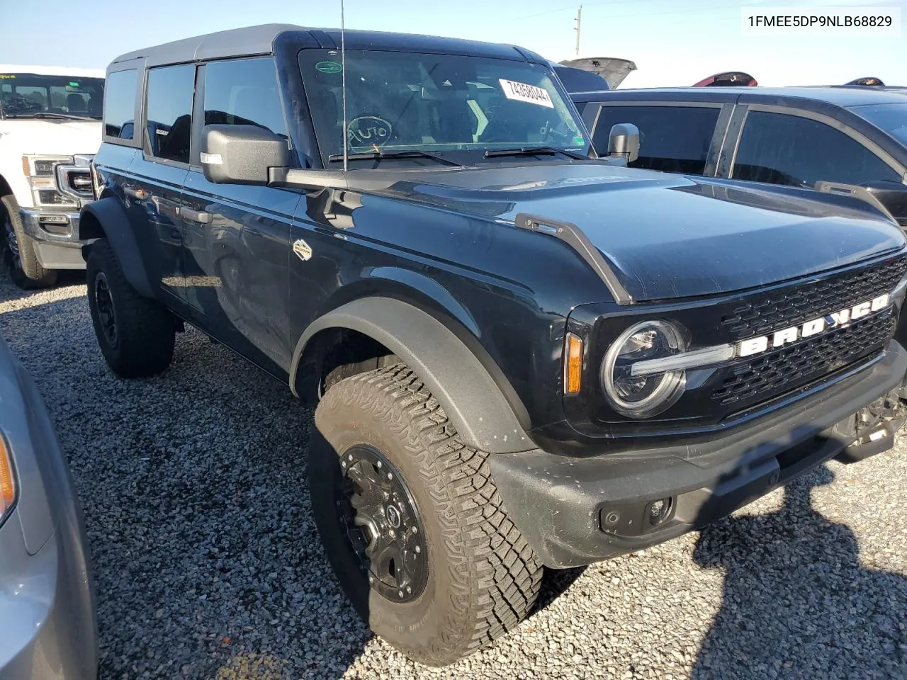 2022 Ford Bronco Base VIN: 1FMEE5DP9NLB68829 Lot: 74358044