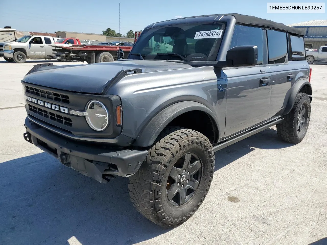 2022 Ford Bronco Base VIN: 1FMEE5DH0NLB90257 Lot: 74764874