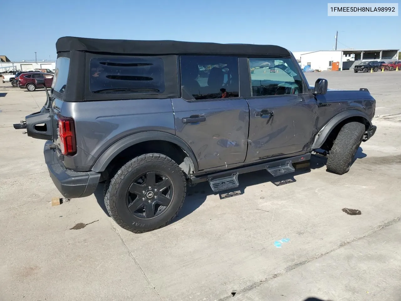 2022 Ford Bronco Base VIN: 1FMEE5DH8NLA98992 Lot: 76202844