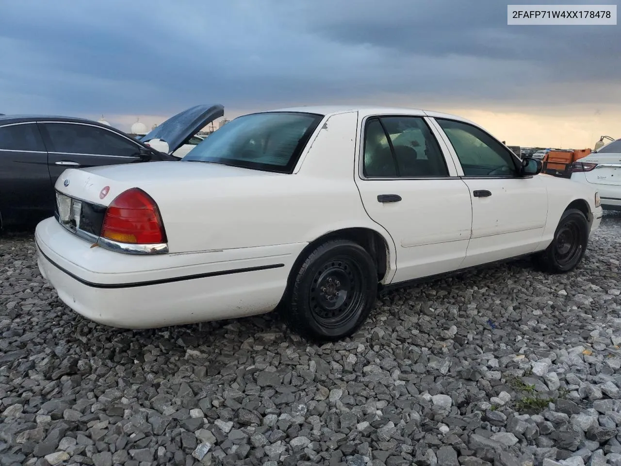 1999 Ford Crown Victoria Police Interceptor VIN: 2FAFP71W4XX178478 Lot: 71813314