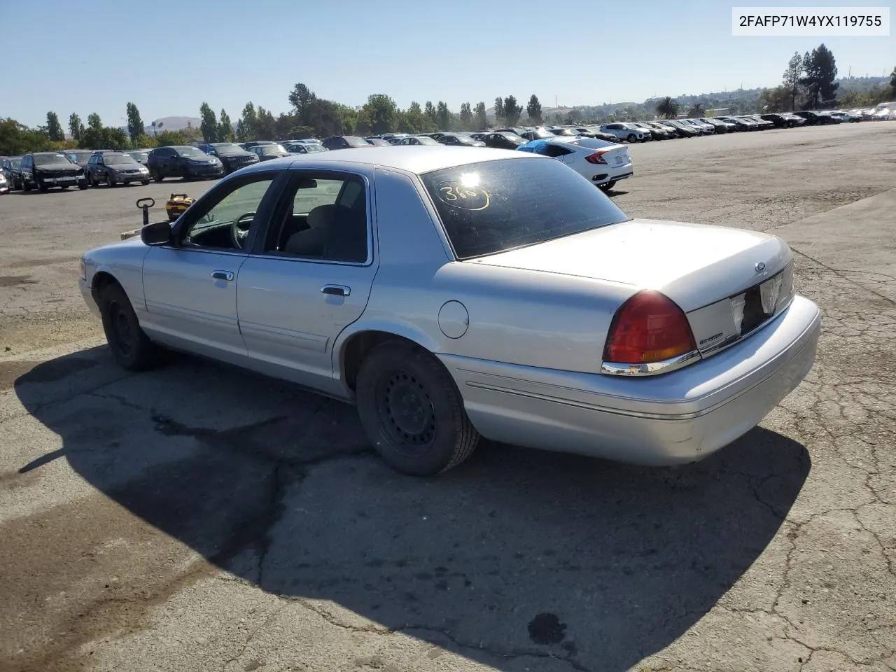 2000 Ford Crown Victoria Police Interceptor VIN: 2FAFP71W4YX119755 Lot: 68950904