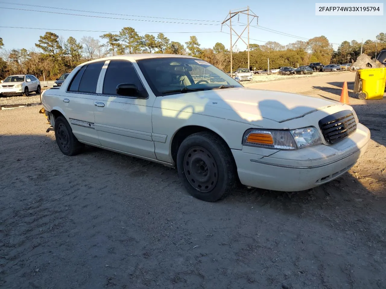 2003 Ford Crown Victoria Lx VIN: 2FAFP74W33X195794 Lot: 55666594