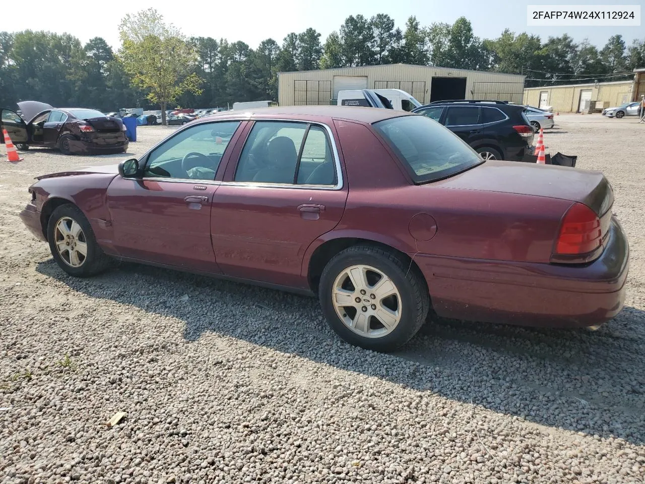 2004 Ford Crown Victoria Lx VIN: 2FAFP74W24X112924 Lot: 68610884