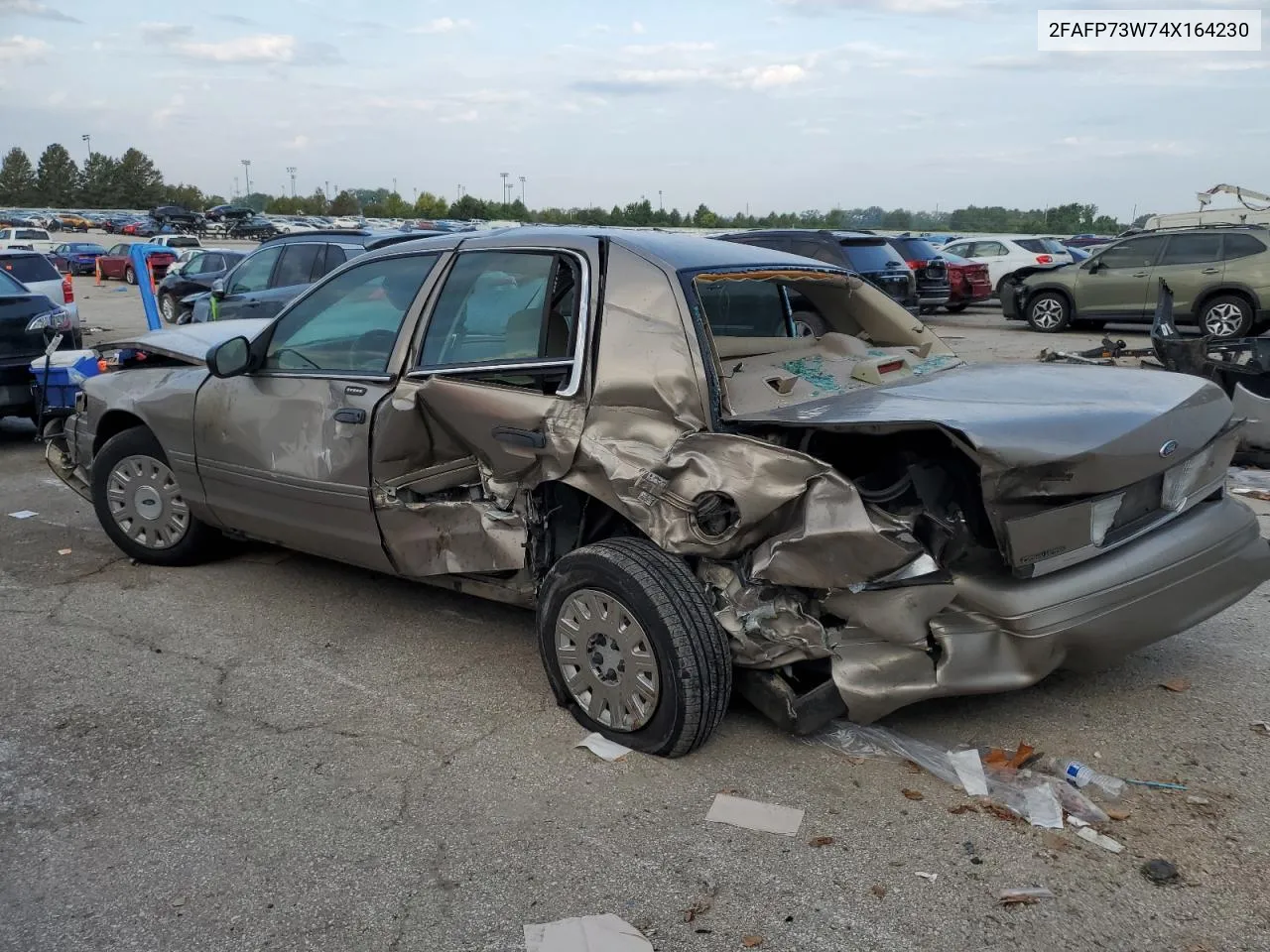 2004 Ford Crown Victoria VIN: 2FAFP73W74X164230 Lot: 70033044