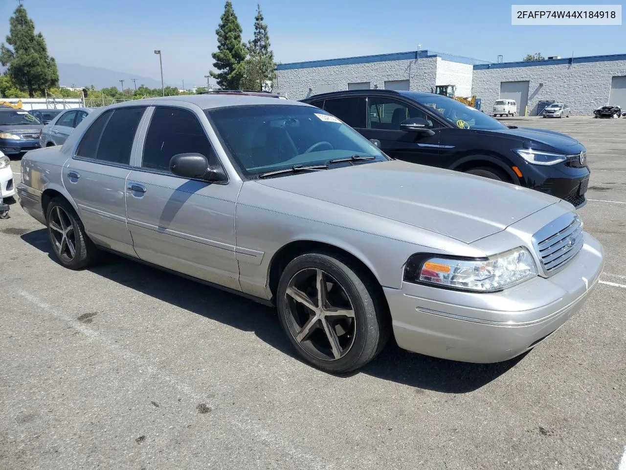 2004 Ford Crown Victoria Lx VIN: 2FAFP74W44X184918 Lot: 73346744