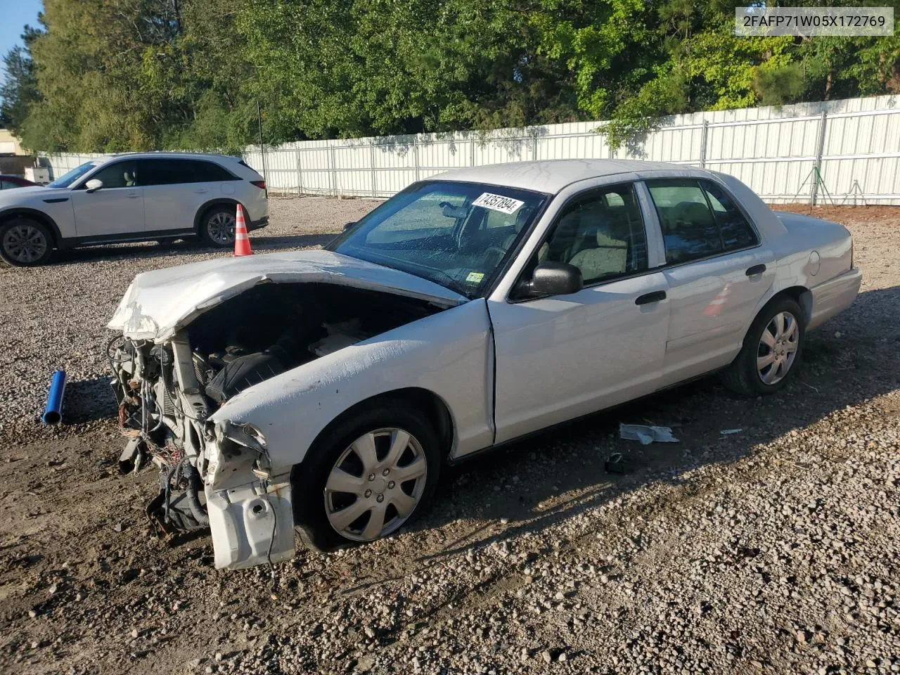 2005 Ford Crown Victoria Police Interceptor VIN: 2FAFP71W05X172769 Lot: 74357894