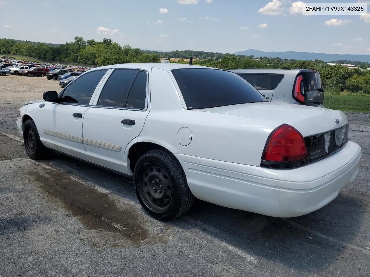 2009 Ford Crown Victoria Police Interceptor VIN: 2FAHP71V99X143325 Lot: 58881313