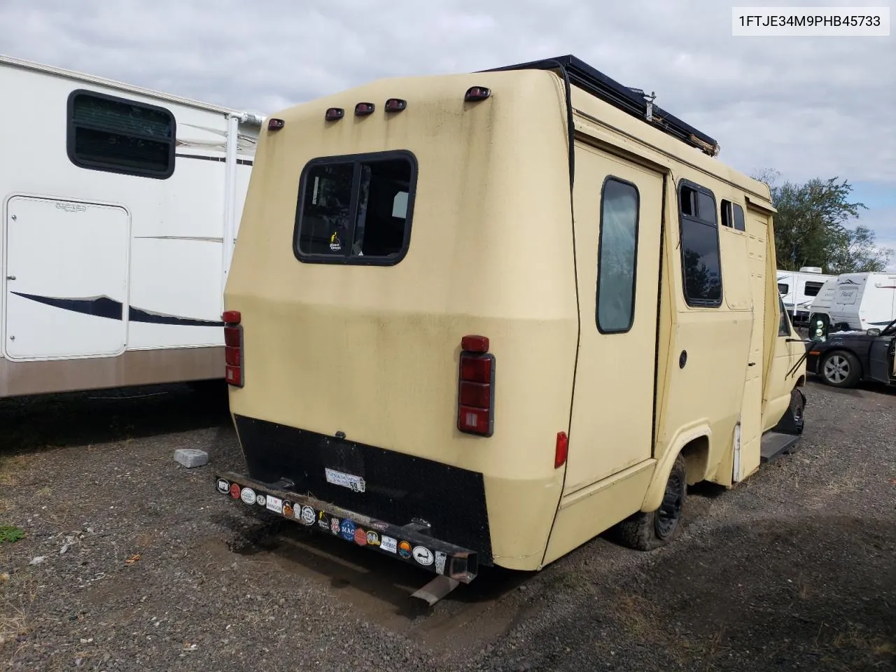 1993 Ford Econoline E350 Van VIN: 1FTJE34M9PHB45733 Lot: 71209544