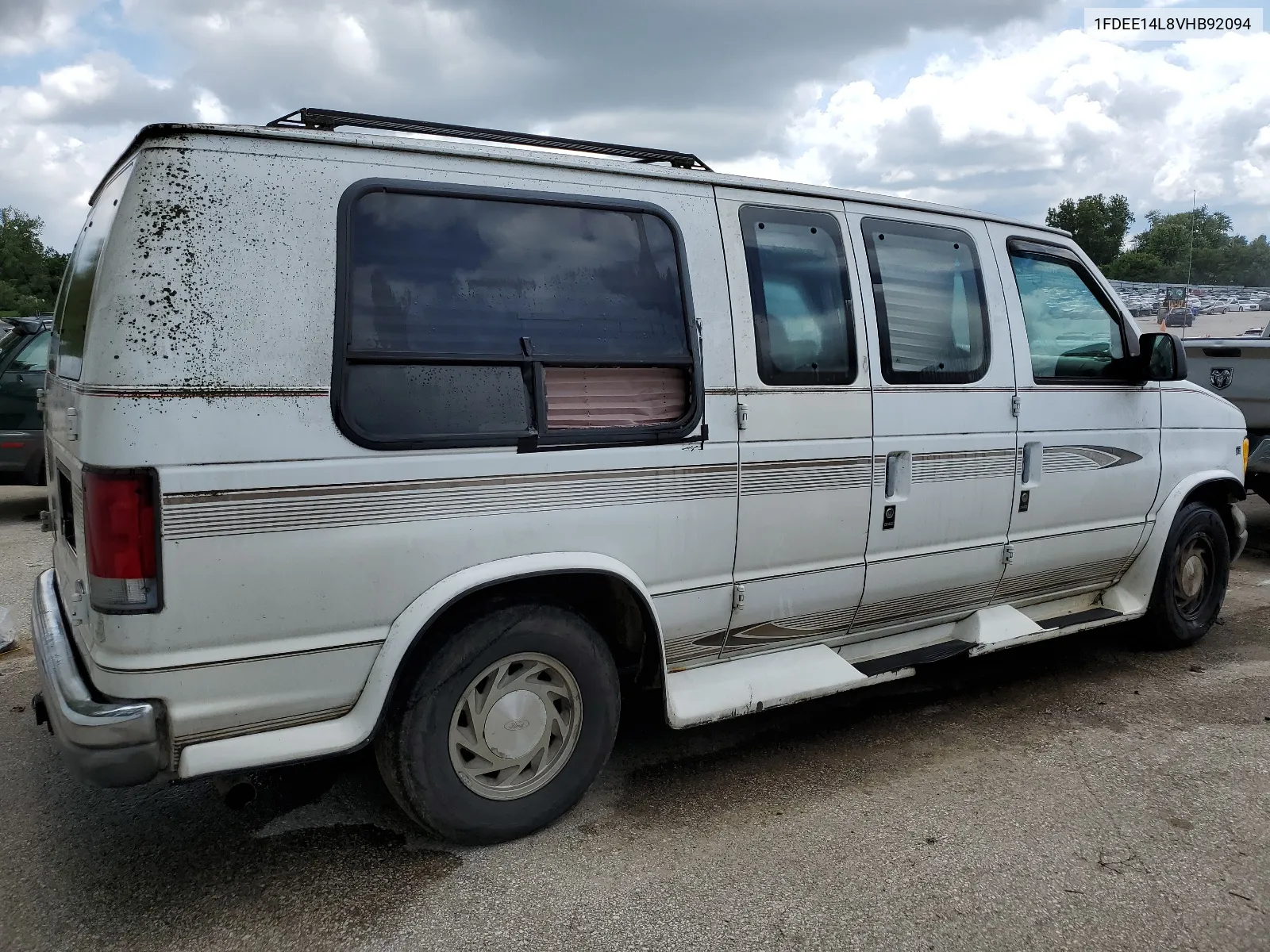 1997 Ford Econoline E150 Van VIN: 1FDEE14L8VHB92094 Lot: 64173094