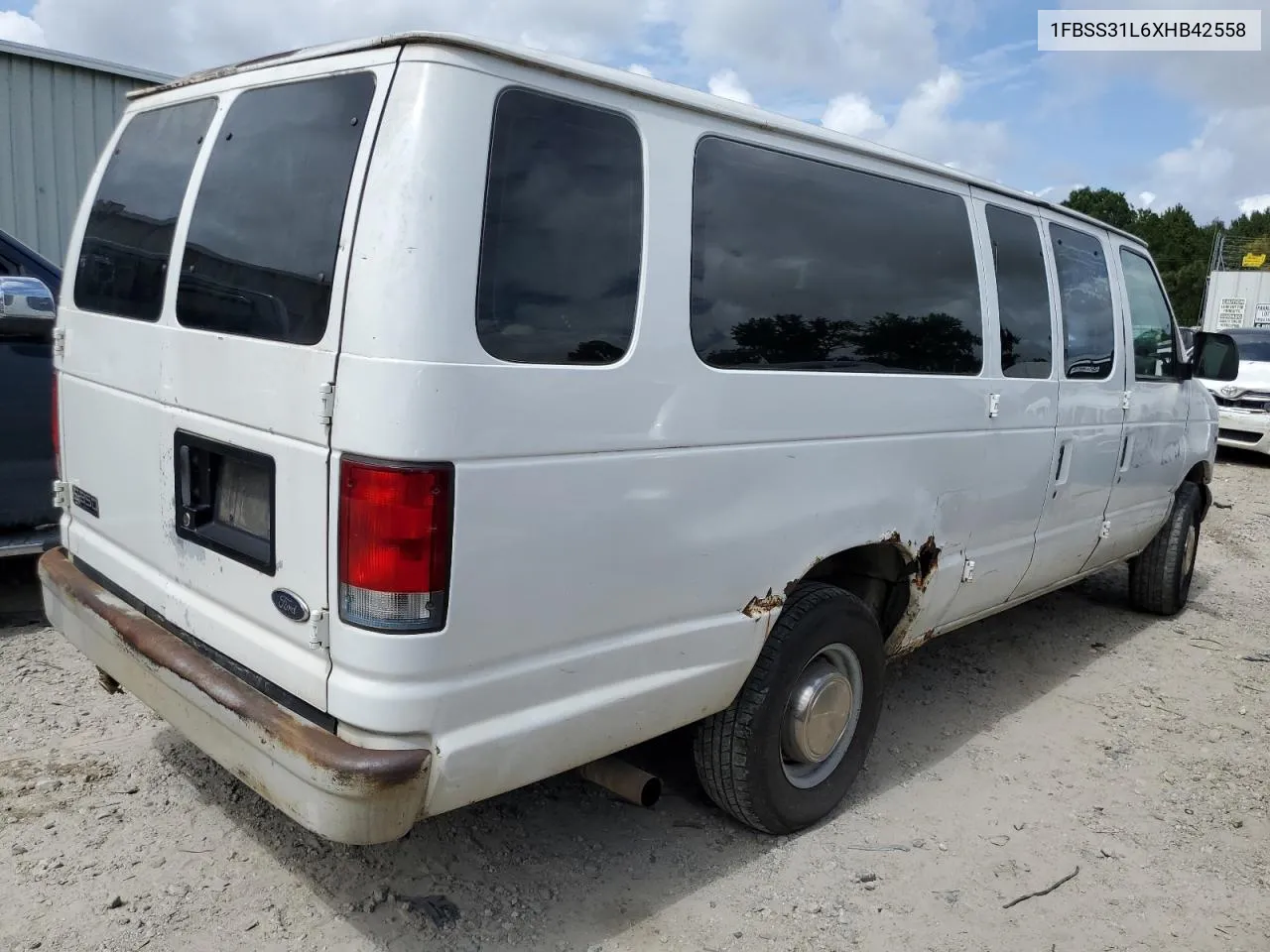 1999 Ford Econoline E350 Super Duty Wagon VIN: 1FBSS31L6XHB42558 Lot: 69825694