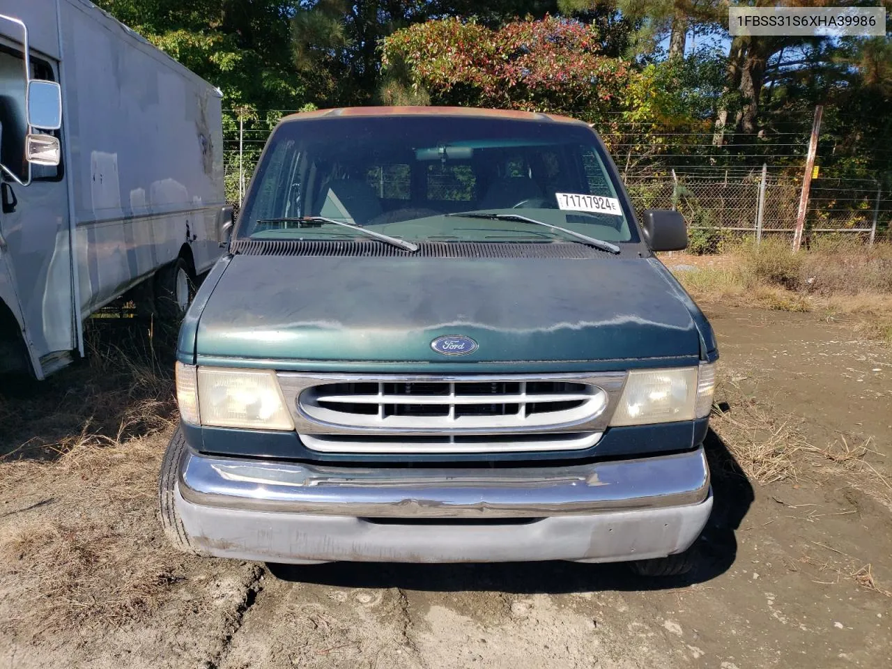 1999 Ford Econoline E350 Super Duty Wagon VIN: 1FBSS31S6XHA39986 Lot: 71717924