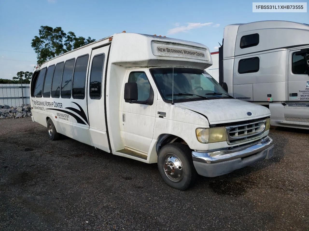 1999 Ford Econoline E350 Super Duty Wagon VIN: 1FBSS31L1XHB73555 Lot: 72317404