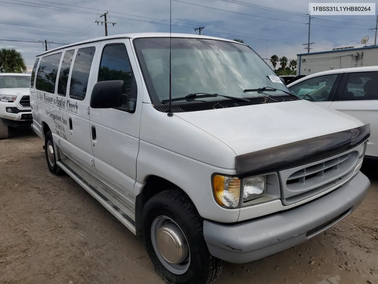 2000 Ford Econoline E350 Super Duty Wagon VIN: 1FBSS31L1YHB80264 Lot: 74762814