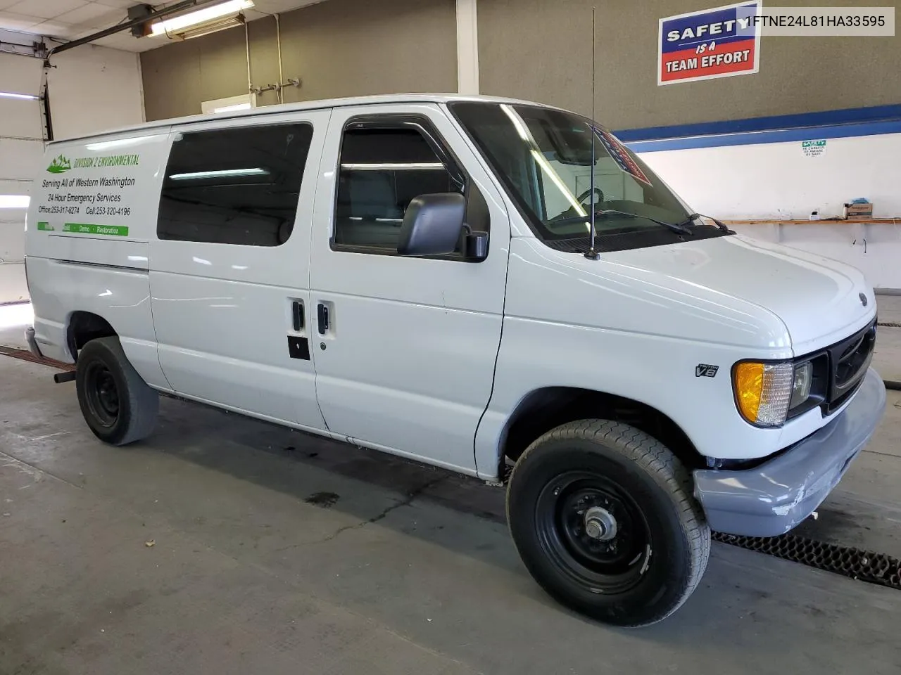 2001 Ford Econoline E250 Van VIN: 1FTNE24L81HA33595 Lot: 74513794