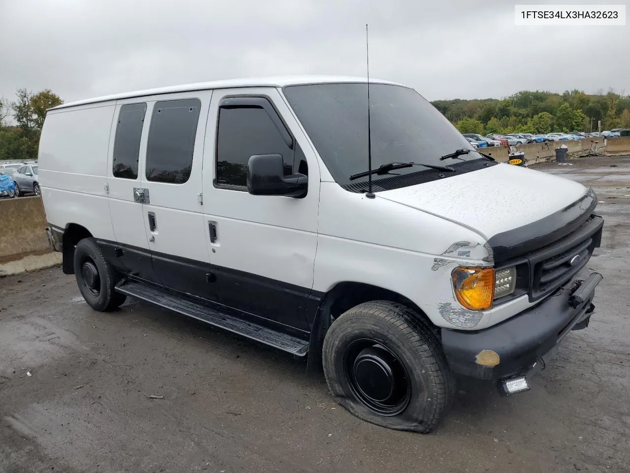 2003 Ford Econoline E350 Super Duty Van VIN: 1FTSE34LX3HA32623 Lot: 72959054