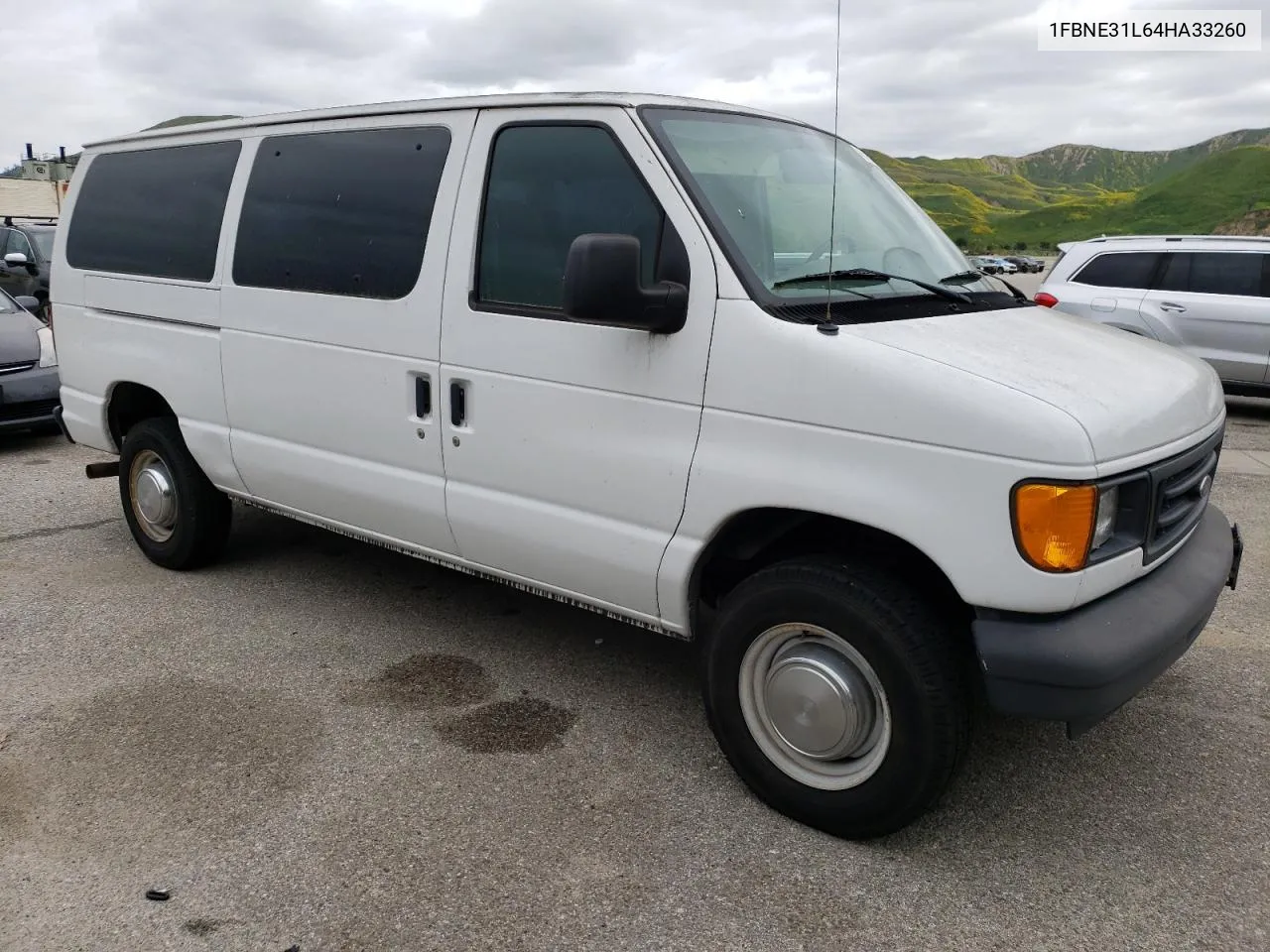 2004 Ford Econoline E350 Super Duty Wagon VIN: 1FBNE31L64HA33260 Lot: 46142784