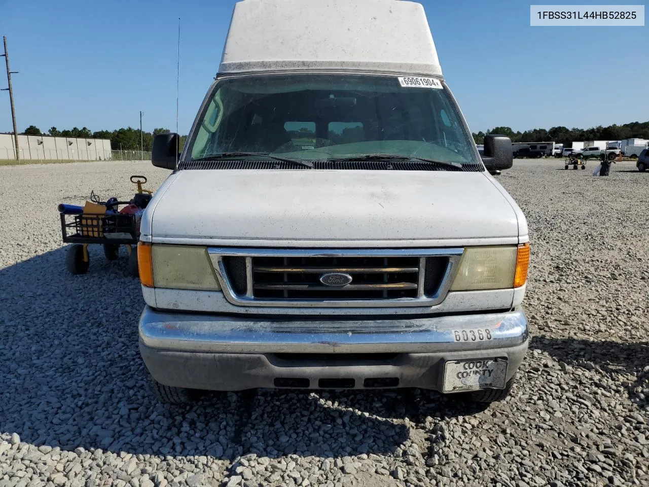 2004 Ford Econoline E350 Super Duty Wagon VIN: 1FBSS31L44HB52825 Lot: 69061904