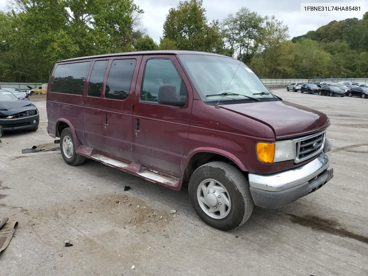 2004 Ford Econoline E350 Super Duty Wagon VIN: 1FBNE31L74HA85481 Lot: 73530394