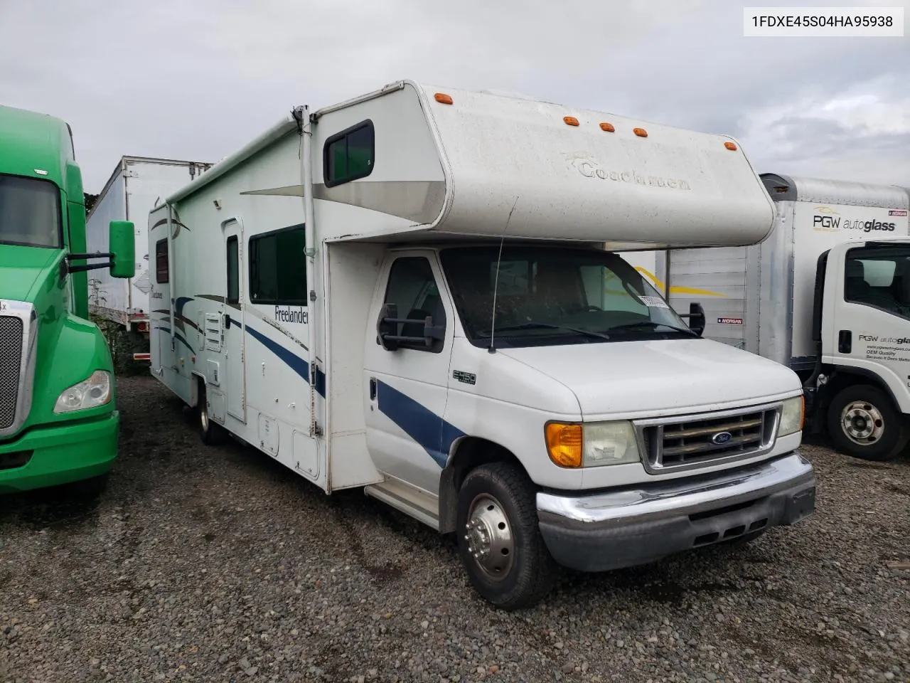 2004 Ford Econoline E450 Super Duty Cutaway Van VIN: 1FDXE45S04HA95938 Lot: 73580444