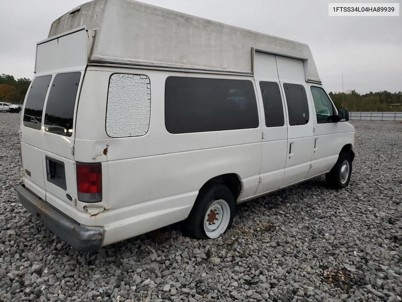 2004 Ford Econoline E350 Super Duty Van VIN: 1FTSS34L04HA89939 Lot: 77104114