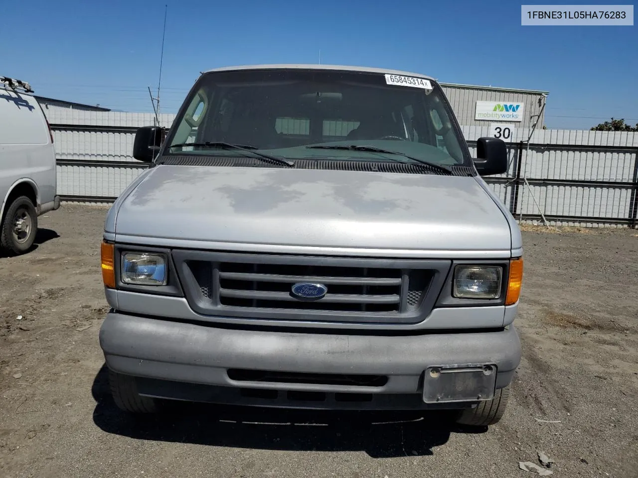 2005 Ford Econoline E350 Super Duty Wagon VIN: 1FBNE31L05HA76283 Lot: 65845314