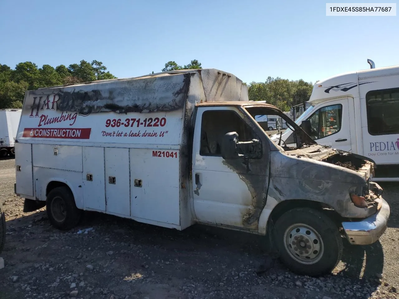 2005 Ford Econoline E450 Super Duty Cutaway Van VIN: 1FDXE45S85HA77687 Lot: 73311124