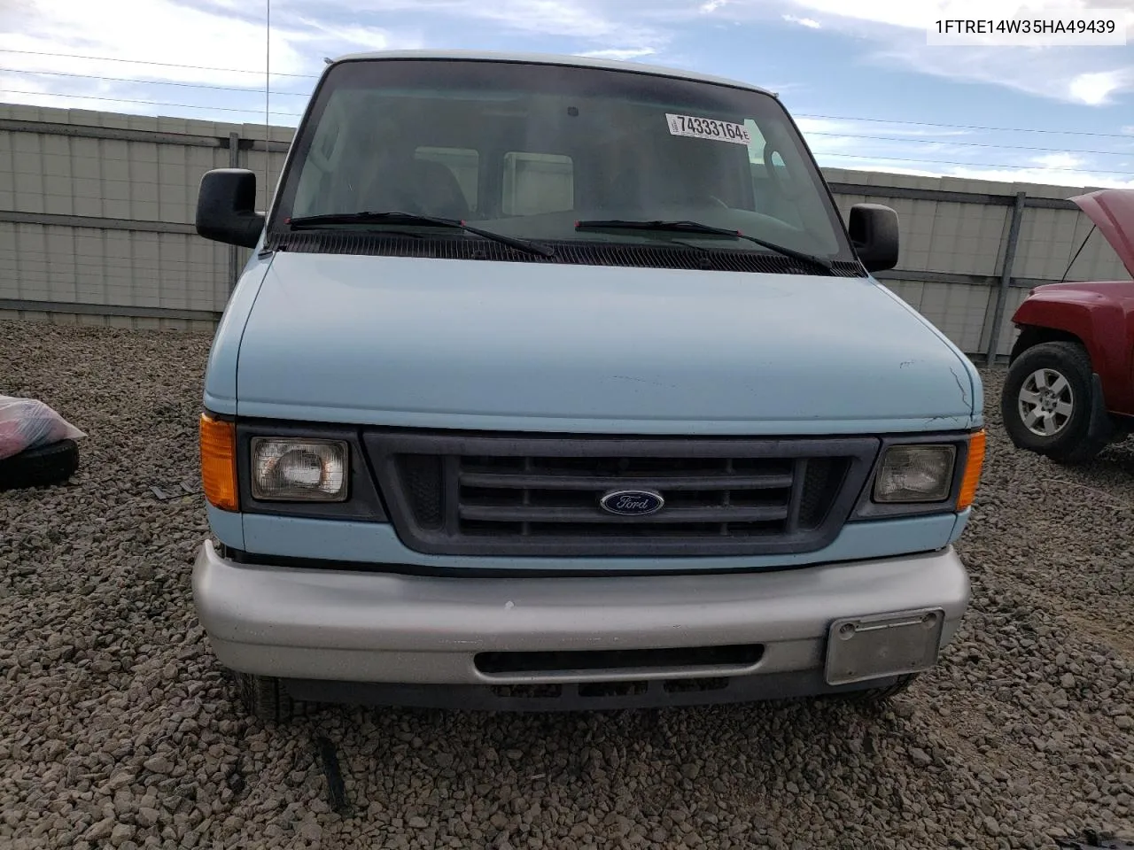 2005 Ford Econoline E150 Van VIN: 1FTRE14W35HA49439 Lot: 74333164