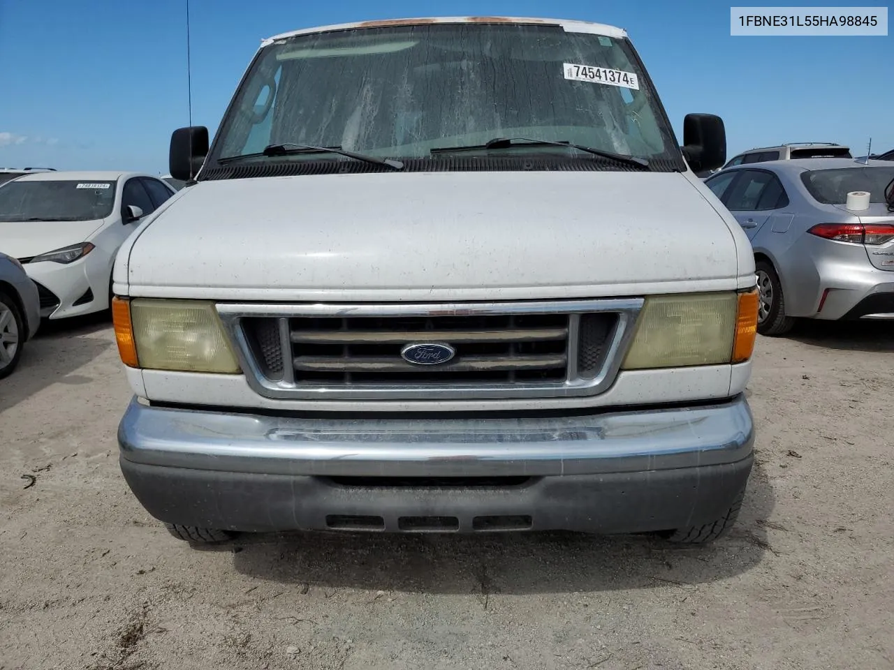 2005 Ford Econoline E350 Super Duty Wagon VIN: 1FBNE31L55HA98845 Lot: 74541374