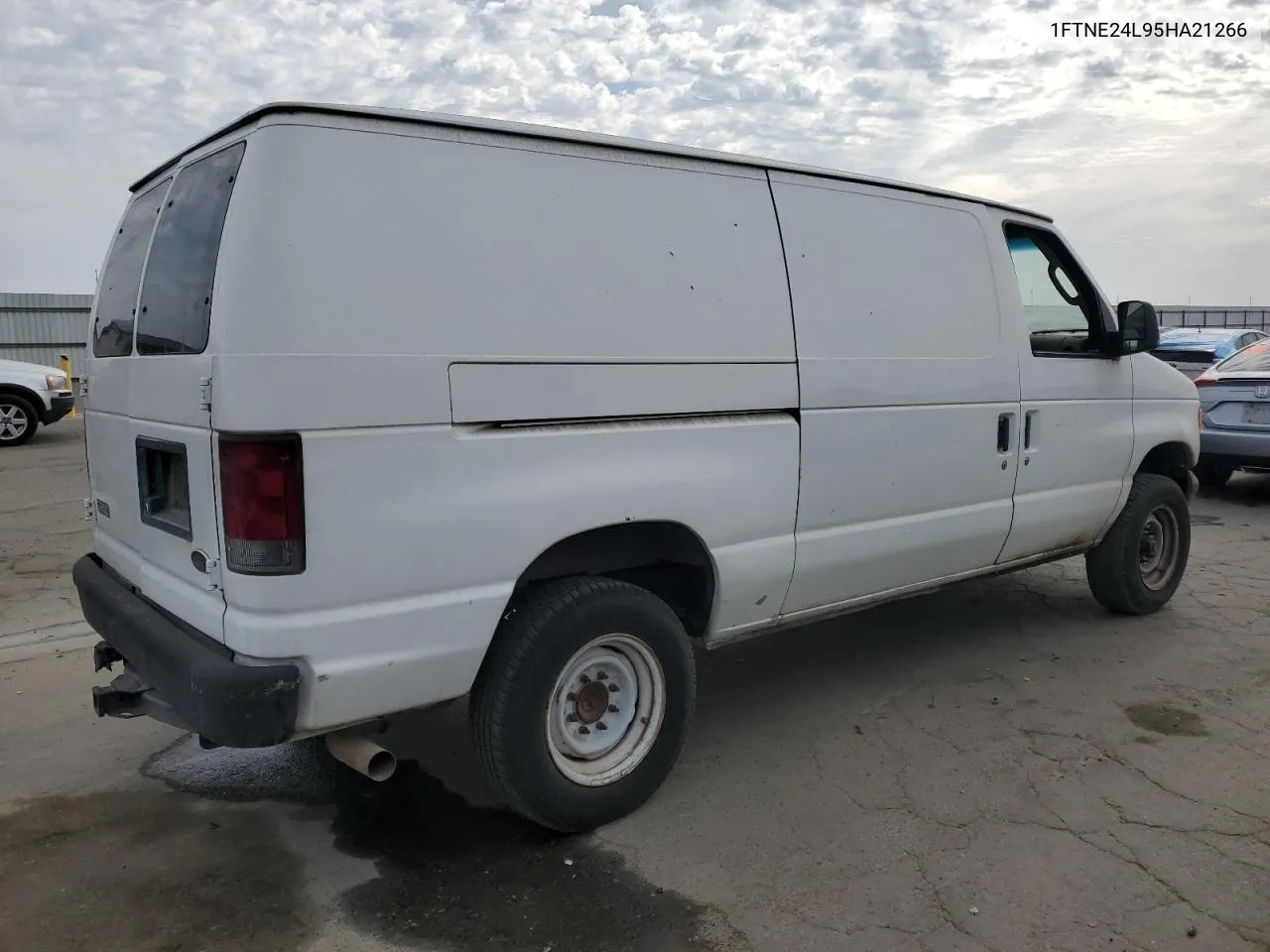 2005 Ford Econoline E250 Van VIN: 1FTNE24L95HA21266 Lot: 80059744