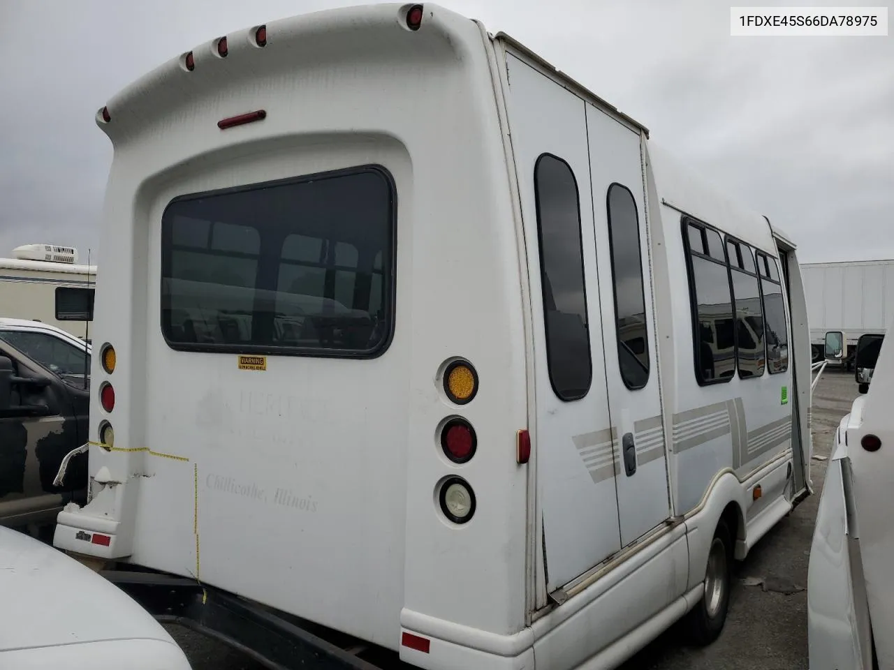 2006 Ford Econoline E450 Super Duty Cutaway Van VIN: 1FDXE45S66DA78975 Lot: 69304244