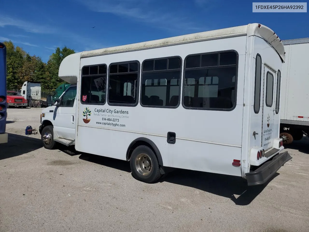 2006 Ford Econoline E450 Super Duty Cutaway Van VIN: 1FDXE45P26HA92392 Lot: 69862504