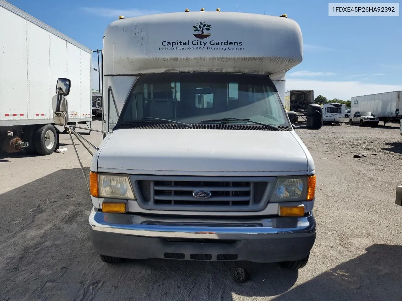 2006 Ford Econoline E450 Super Duty Cutaway Van VIN: 1FDXE45P26HA92392 Lot: 69862504