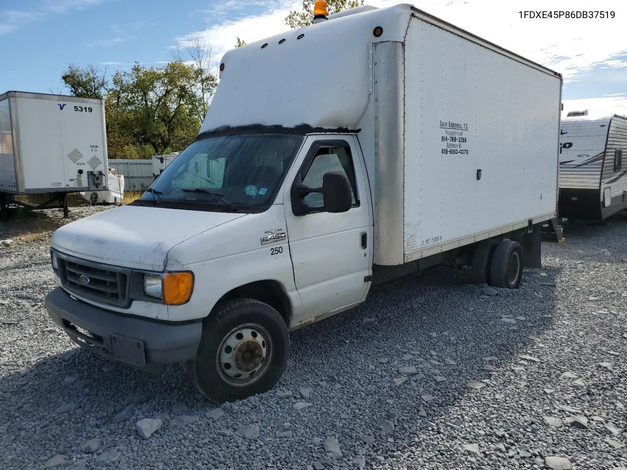 2006 Ford Econoline E450 Super Duty Cutaway Van VIN: 1FDXE45P86DB37519 Lot: 72616074