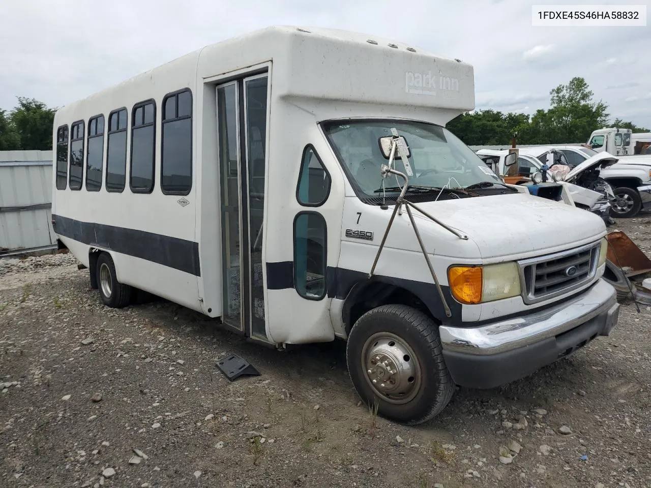 2006 Ford Econoline E450 Super Duty Cutaway Van VIN: 1FDXE45S46HA58832 Lot: 76888154