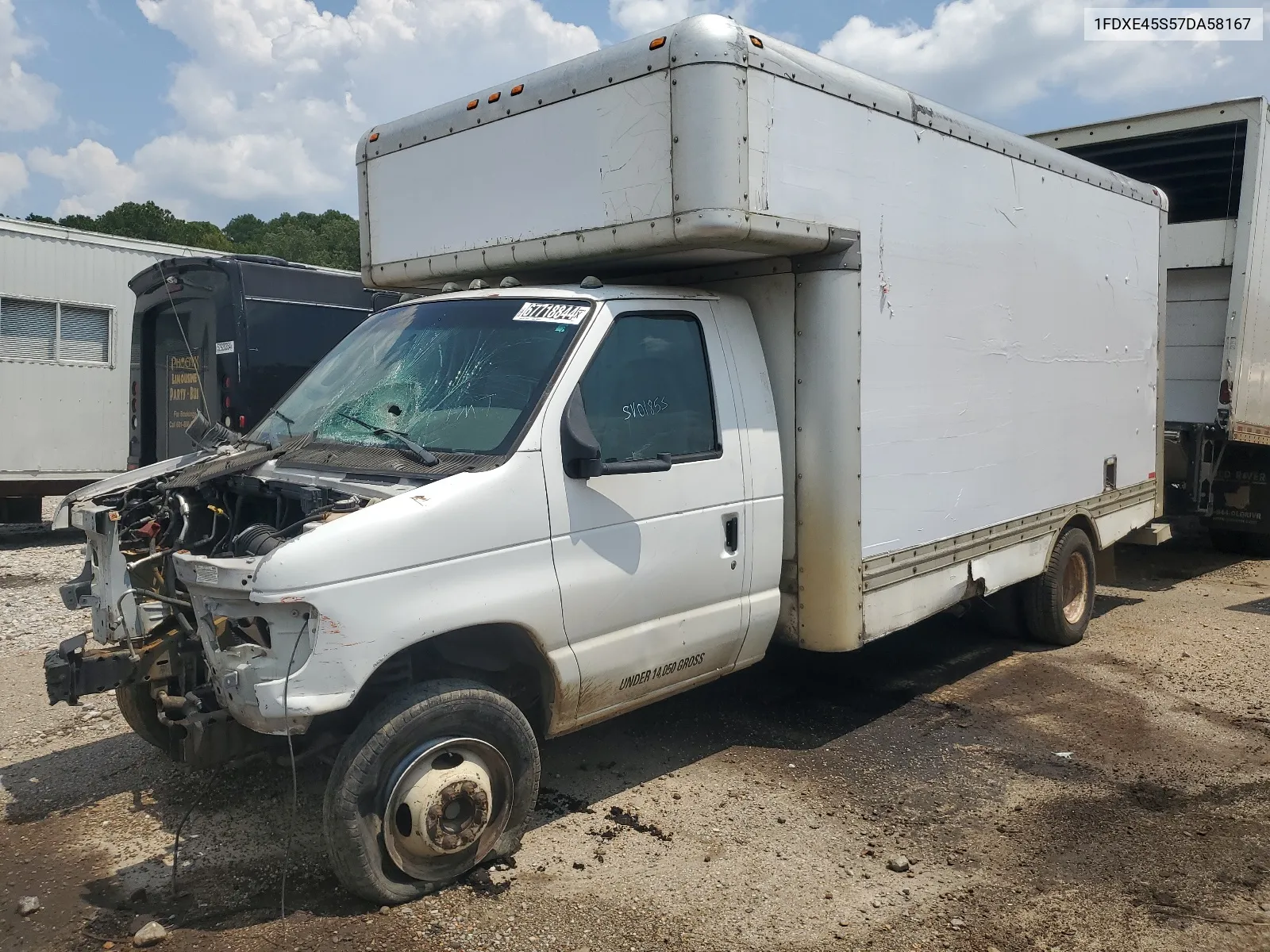 2007 Ford Econoline E450 Super Duty Cutaway Van VIN: 1FDXE45S57DA58167 Lot: 67718844