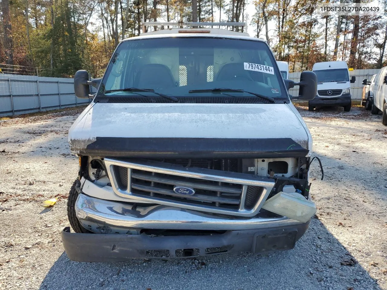 2007 Ford Econoline E350 Super Duty Cutaway Van VIN: 1FDSE35L27DA20439 Lot: 79743144