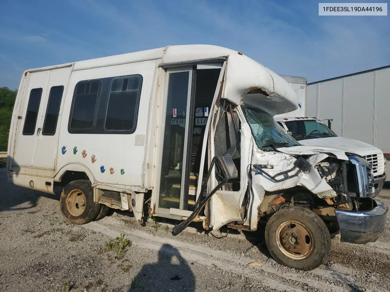 2009 Ford Econoline E350 Super Duty Cutaway Van VIN: 1FDEE35L19DA44196 Lot: 58311824