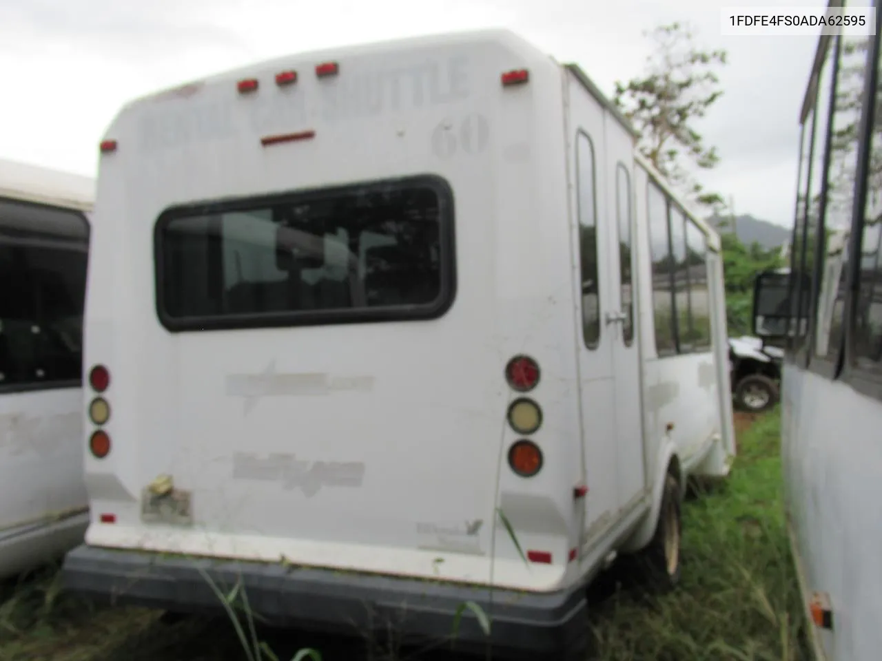 2010 Ford Econoline E450 Super Duty Cutaway Van VIN: 1FDFE4FS0ADA62595 Lot: 54758984