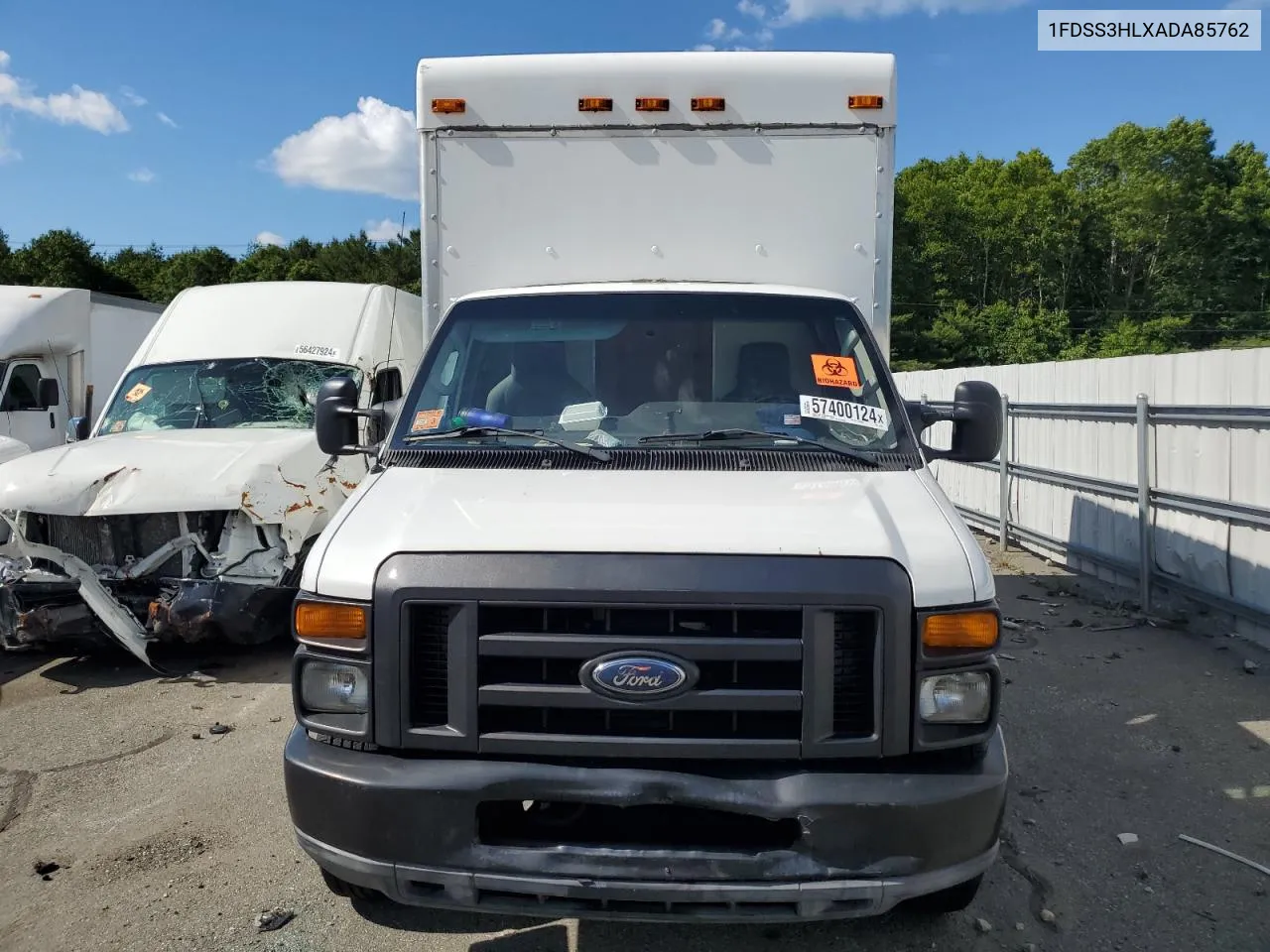 2010 Ford Econoline E350 Super Duty Cutaway Van VIN: 1FDSS3HLXADA85762 Lot: 57400124