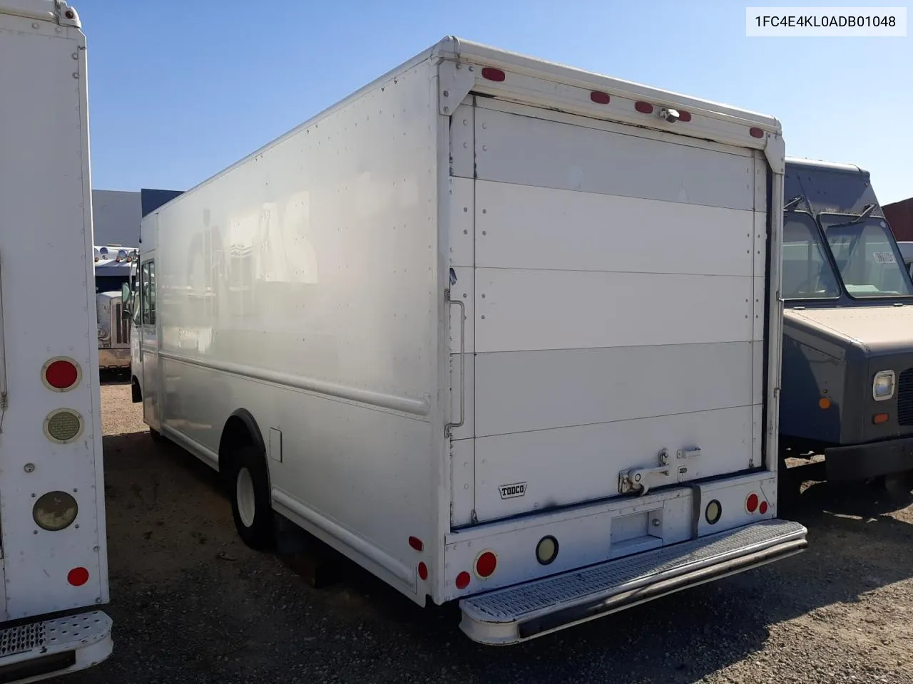 2010 Ford Econoline E450 Super Duty Commercial Stripped Chassis VIN: 1FC4E4KL0ADB01048 Lot: 68769314