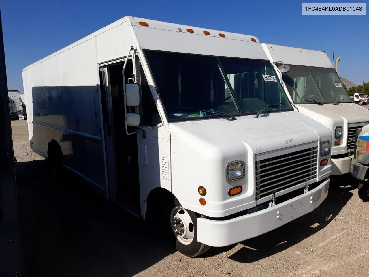 2010 Ford Econoline E450 Super Duty Commercial Stripped Chassis VIN: 1FC4E4KL0ADB01048 Lot: 68769314