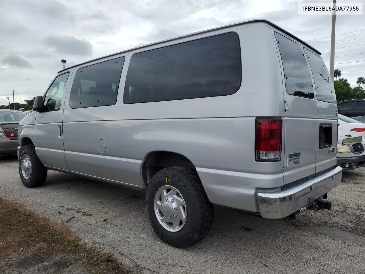 2010 Ford Econoline E350 Super Duty Wagon VIN: 1FBNE3BL6ADA77955 Lot: 75076094