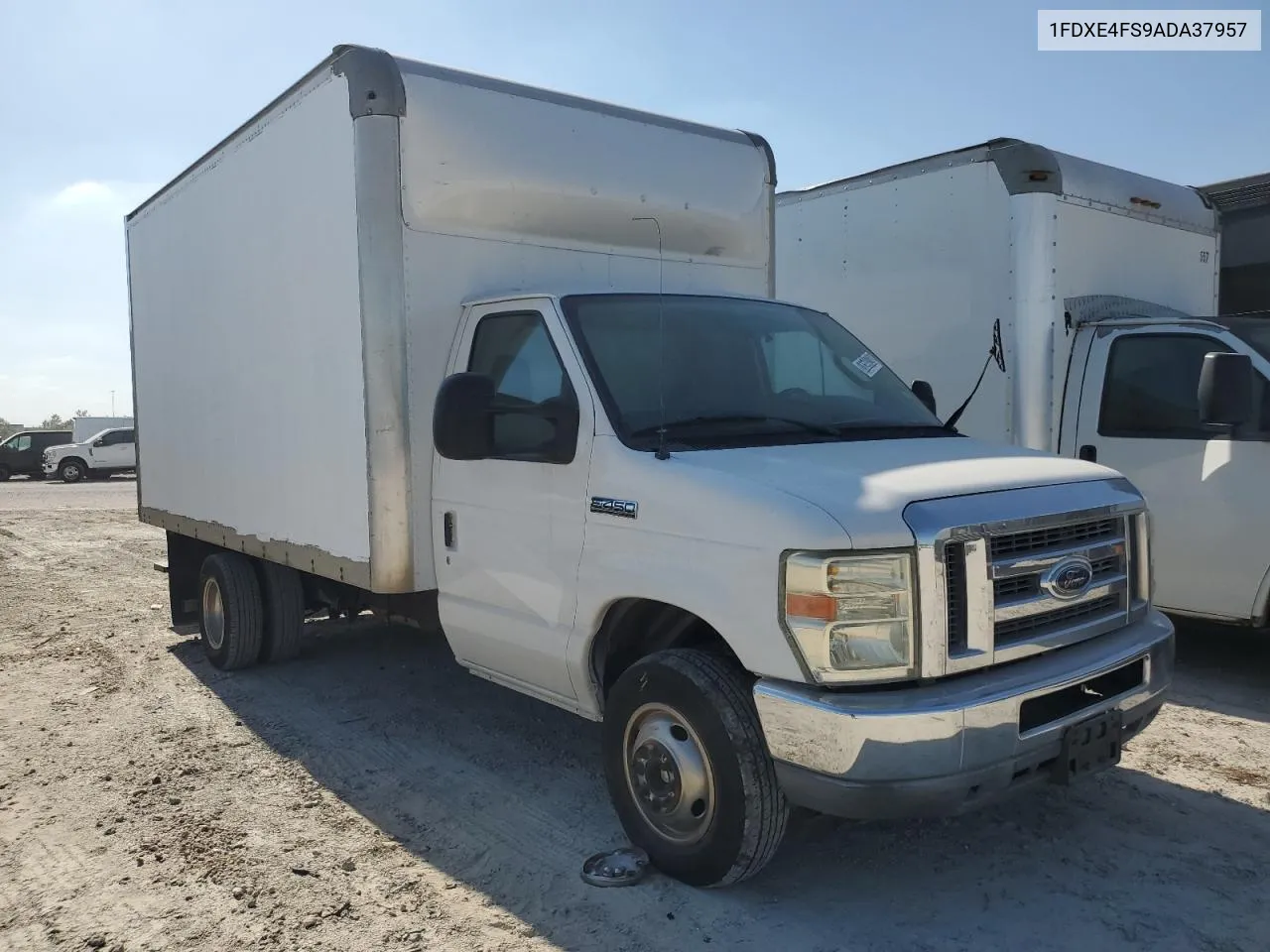 2010 Ford Econoline E450 Super Duty Cutaway Van VIN: 1FDXE4FS9ADA37957 Lot: 76544724