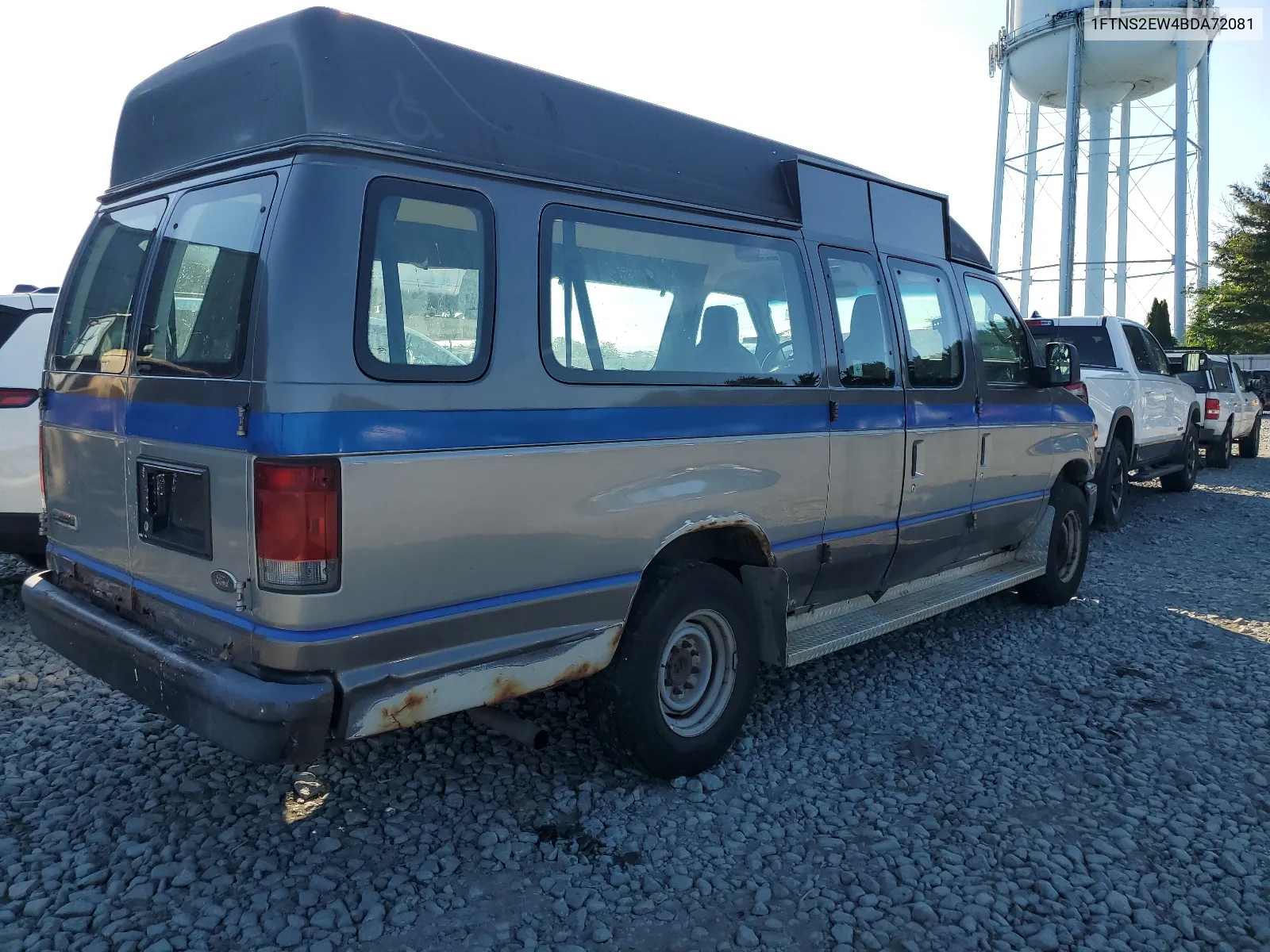 1FTNS2EW4BDA72081 2011 Ford Econoline E250 Van