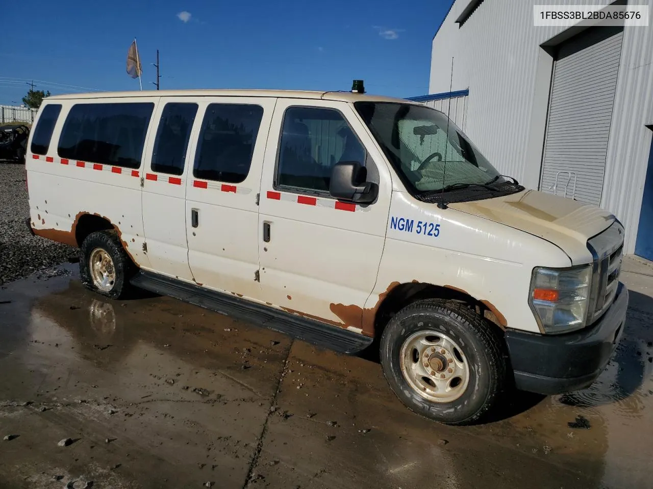 2011 Ford Econoline E350 Super Duty Wagon VIN: 1FBSS3BL2BDA85676 Lot: 69875344