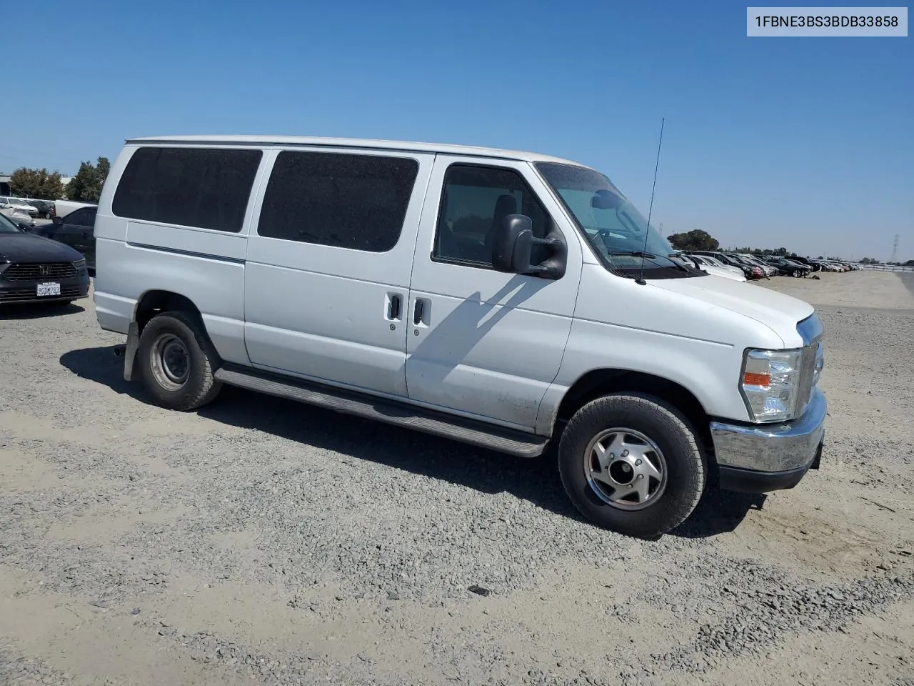 2011 Ford Econoline E350 Super Duty Wagon VIN: 1FBNE3BS3BDB33858 Lot: 73053574