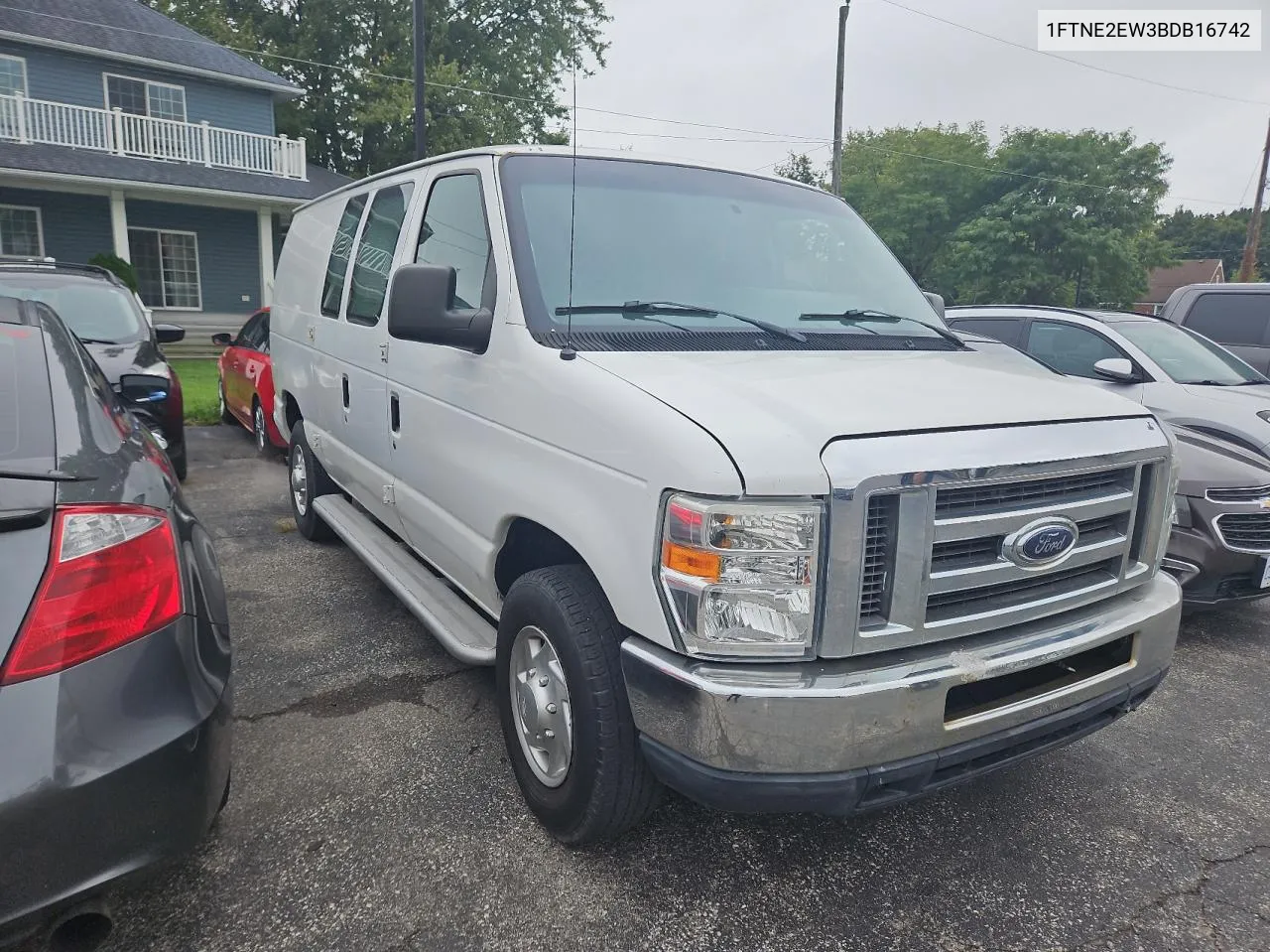 1FTNE2EW3BDB16742 2011 Ford Econoline E250 Van