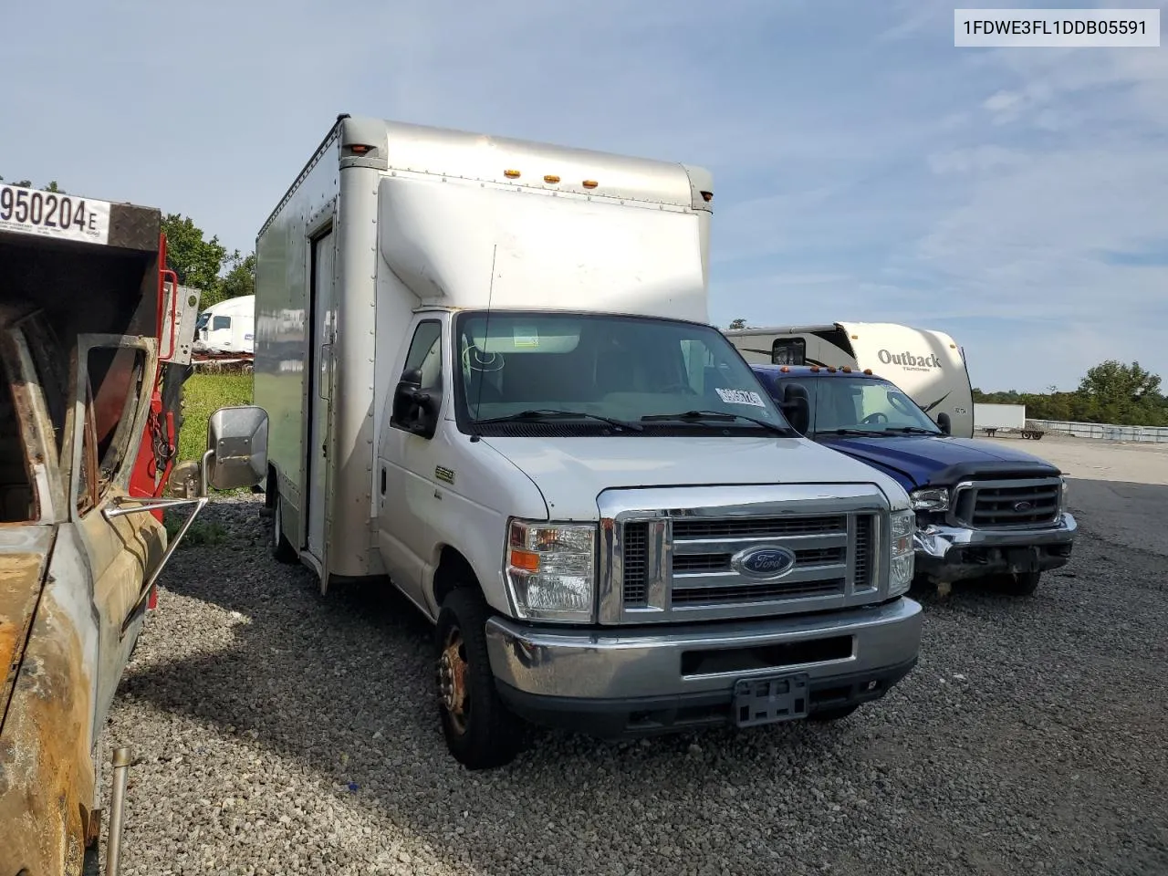 2013 Ford Econoline E350 Super Duty Cutaway Van VIN: 1FDWE3FL1DDB05591 Lot: 69856724