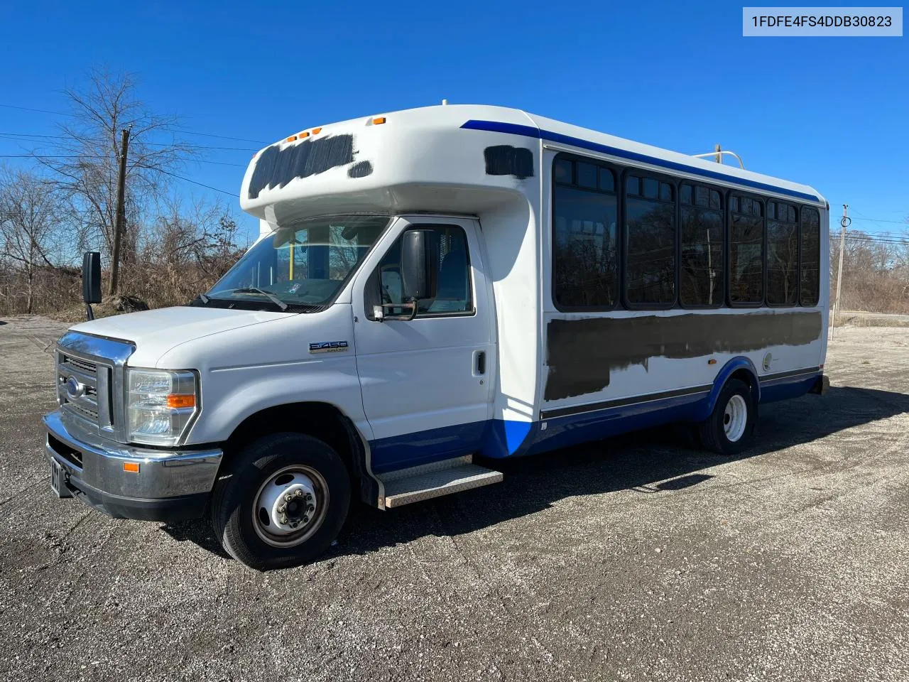 2013 Ford Econoline E450 Super Duty Cutaway Van VIN: 1FDFE4FS4DDB30823 Lot: 71882014